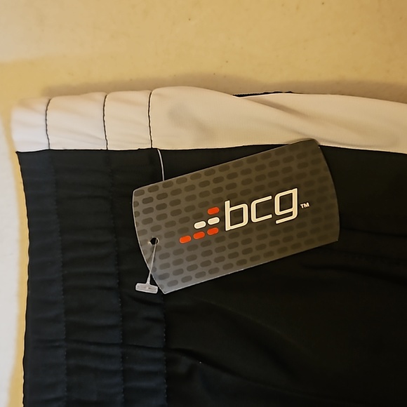 BCG Ladies active wear black & white pants joggers NWT - Picture 3 of 8